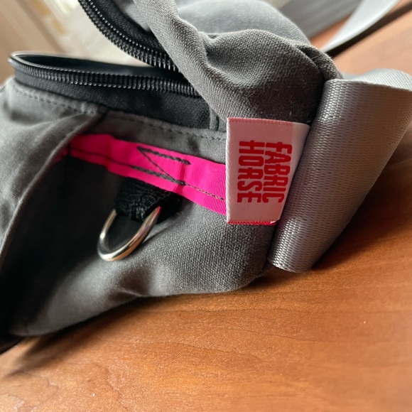 Fabric Horse utility belt (fanny pack) - Picture 4 of 8